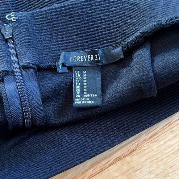 Women’s Black Forever 21 Medium 2pc Skirt and Tank Top Lace Set - Picture 7 of 8